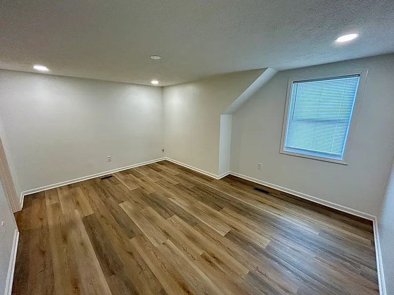 1286 Stonegate Rd — Photo 22