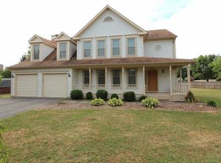 19924 Spurrier Ave, Poolesville, MD 20837