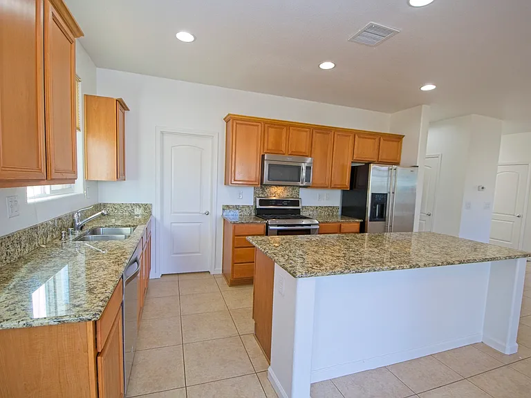 10725 Cordero Dr — Photo 7