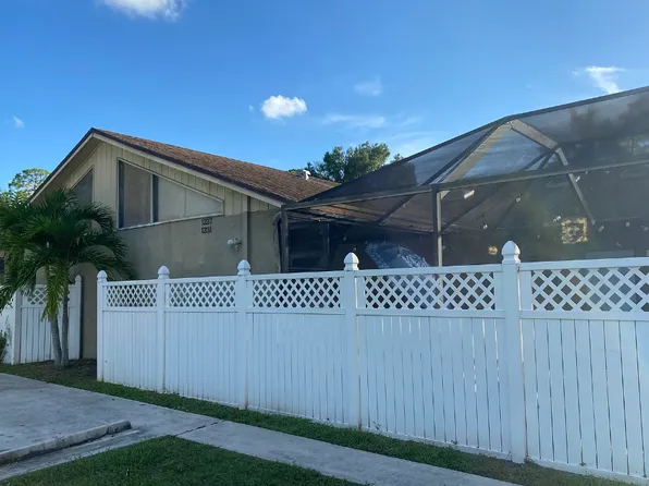 1227 Periwinkle Pl #1, Wellington, FL 33414