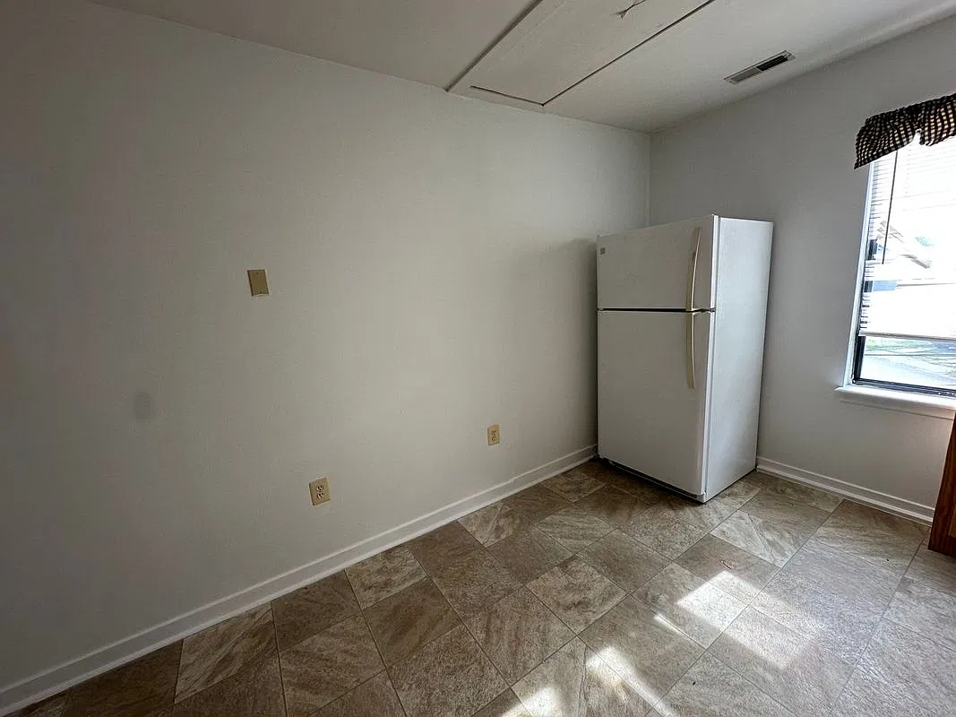 1 bed, 1.0 bath, 960 sqft, $1,650 — Photo 3