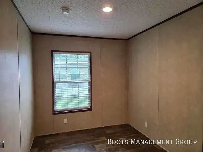 405 Carriage Lane Est #405 — Photo 5