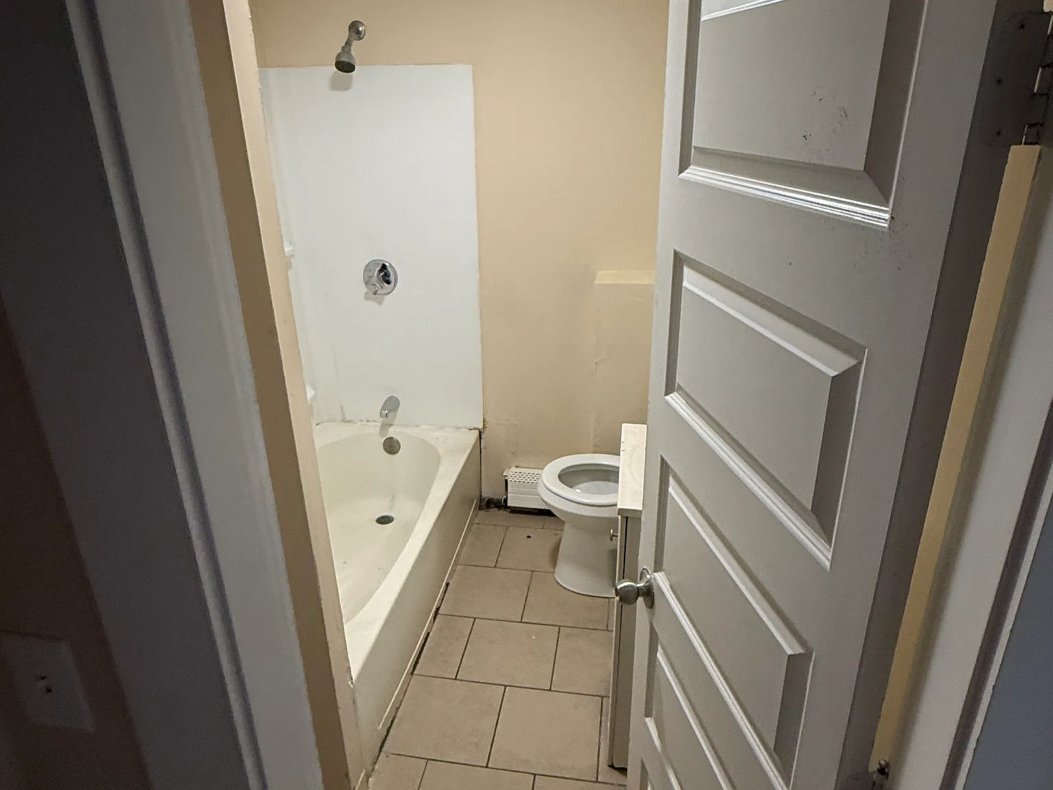 1 bed, 750 sqft, $1,925 — Photo 2