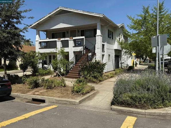 1031 V St, Sacramento, CA 95818