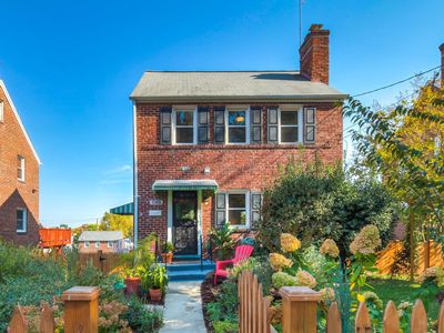 1148 45th Pl SE, Washington, DC, 20019