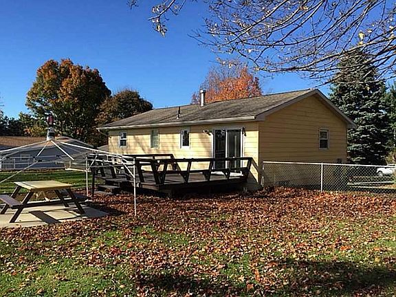 3rd image of 10055 Reese Dr