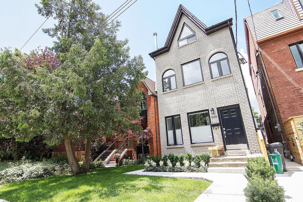 Building Photo - 900 Manning Ave #MAIN