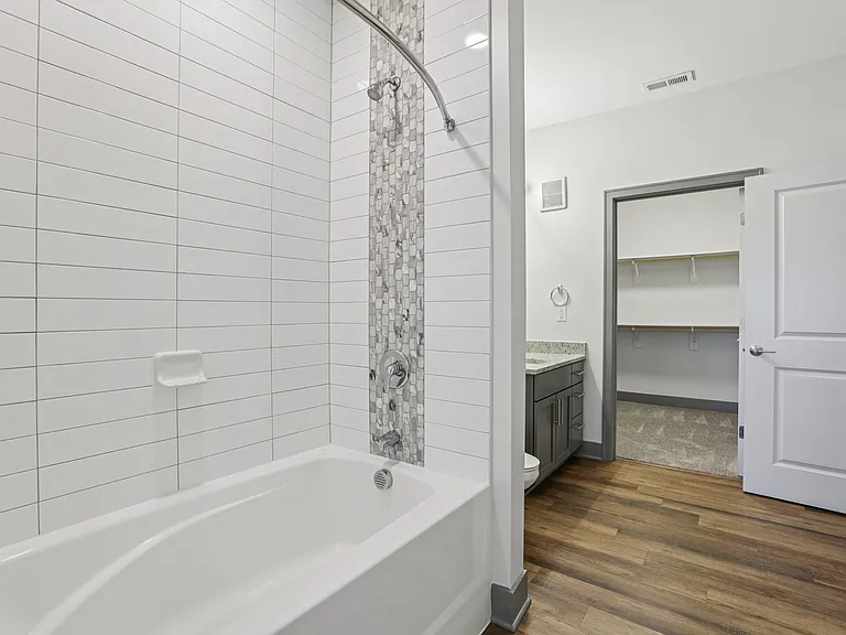 The Kent at Carmel City Center — Photo 18