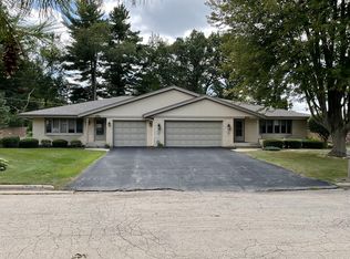 419 Peachtree Cir #1, Loves Park, IL 61111