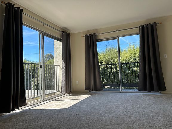 4th image of 1730 Halford Ave APT 251