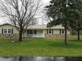 12354 S Payton Rd, Galveston, IN 46932