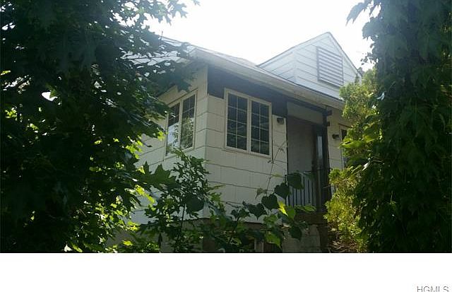 1st image of 3268 Ampere Ave