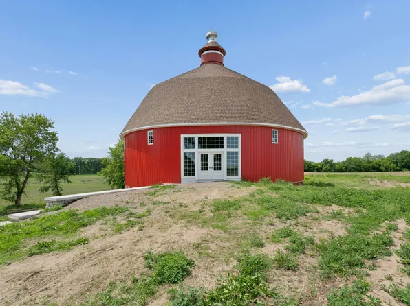 Xxxxx Hassan Pkwy, Rogers, MN 55374
