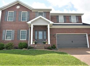 4815 Fieldcrest Place Cir, Newburgh, IN 47630