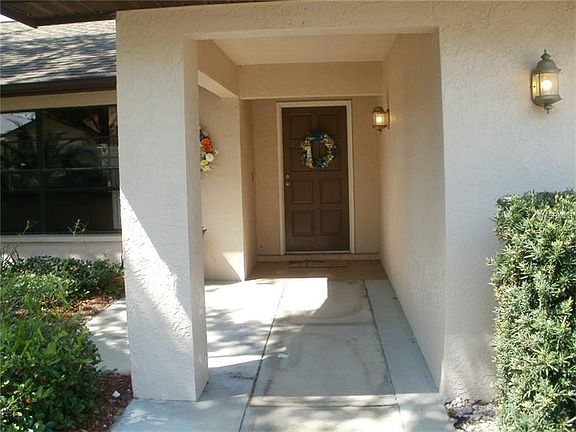 2nd image of 3107 Bishop Dr