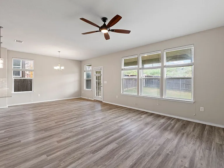 7805 Peccary Dr — Photo 5