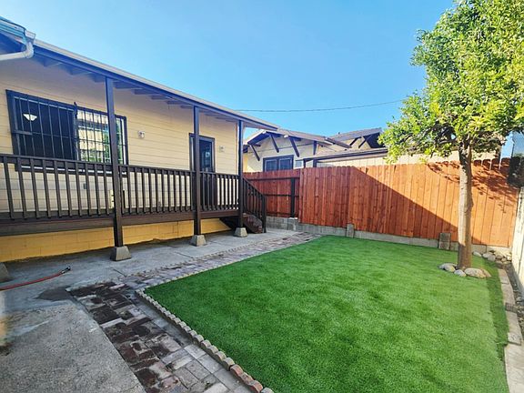 Spacious back yard