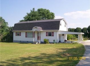 445 Blackburn Ln, Tullahoma, TN 37388