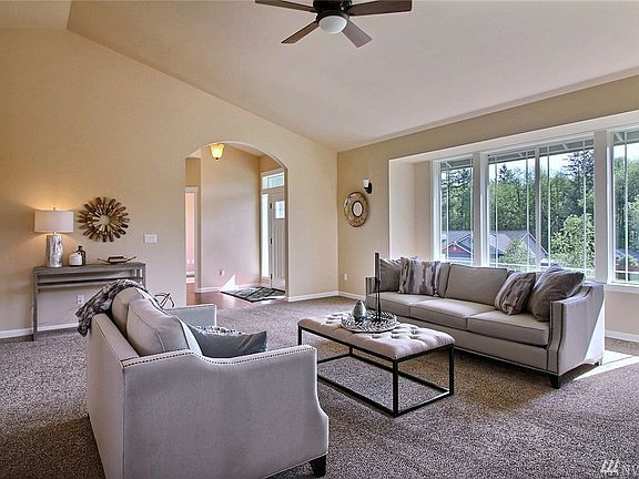 4th image of 8237 Summerwood Dr SE