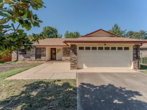 3821 Pueblo Trl, Lake Worth, TX 76135