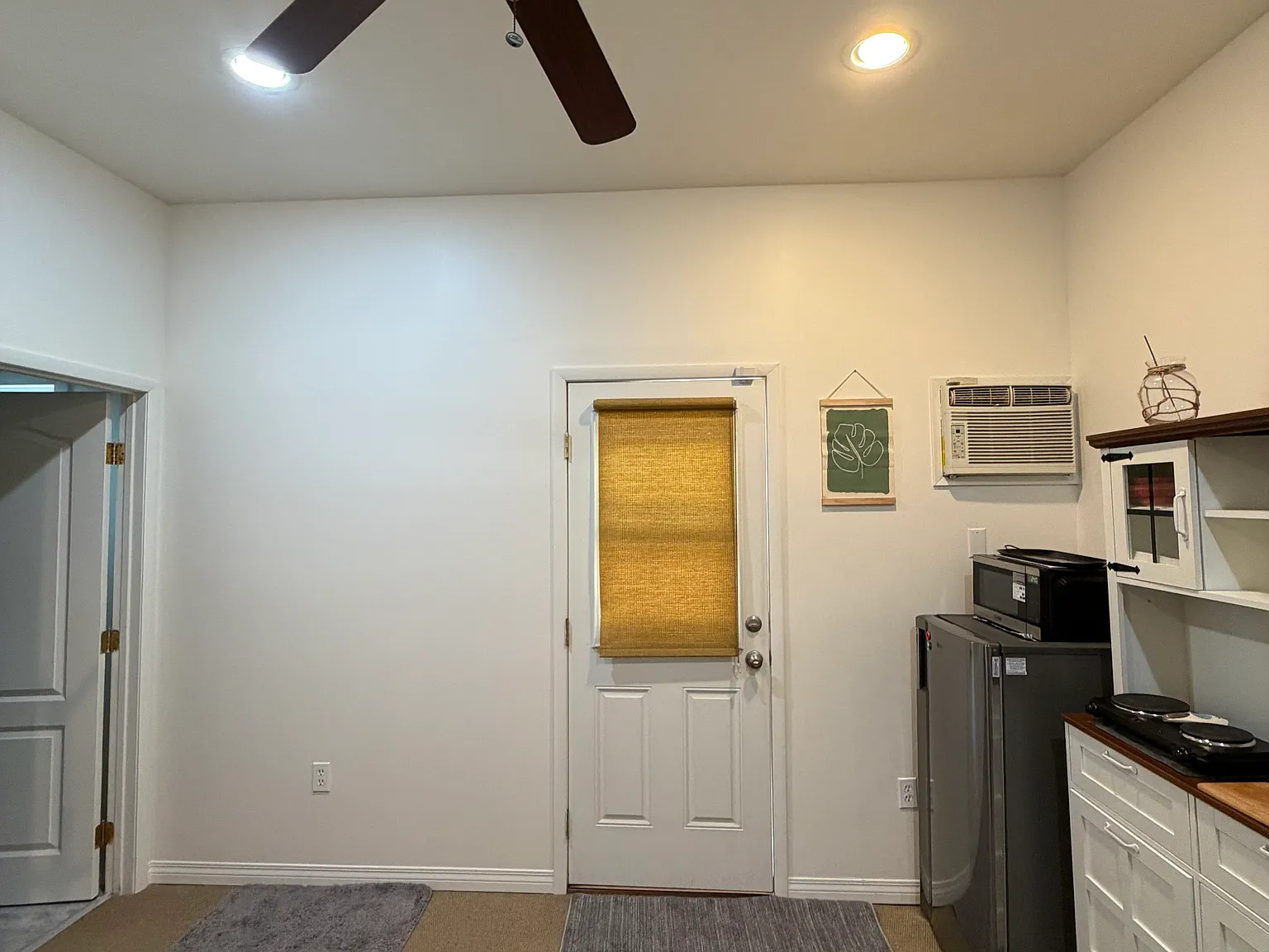 1 bed, $1,100 — Photo 2