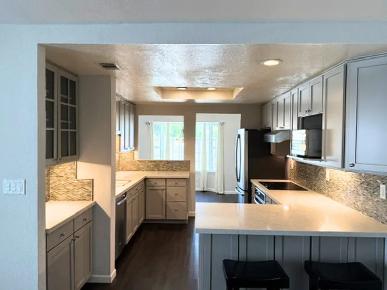 325 Northwood Cmns — Photo 25