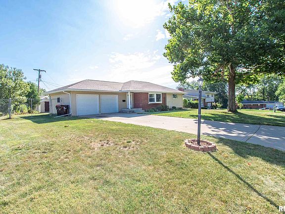 2nd image of 5104 N Sunnybrook Dr