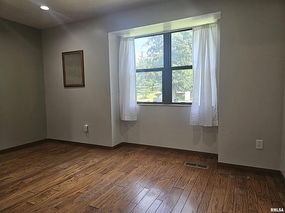 3rd image of 255 S Soangetaha Rd Unit 104