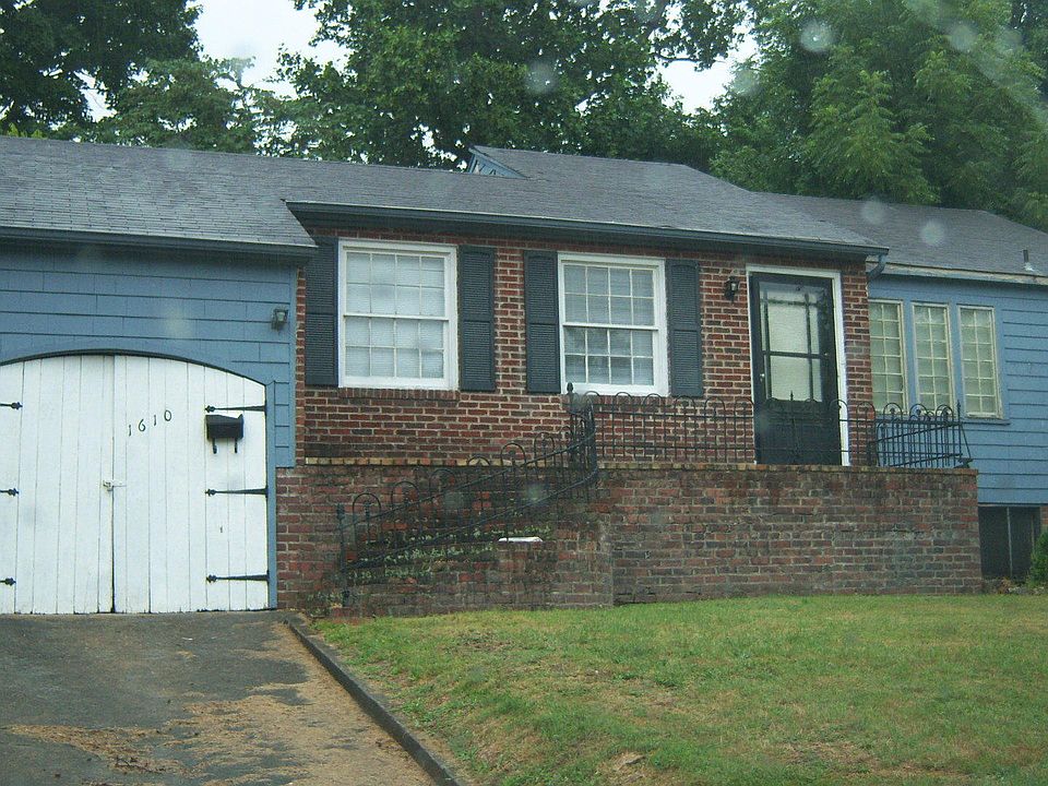 1st image of 1610 NE Fairmont Blvd