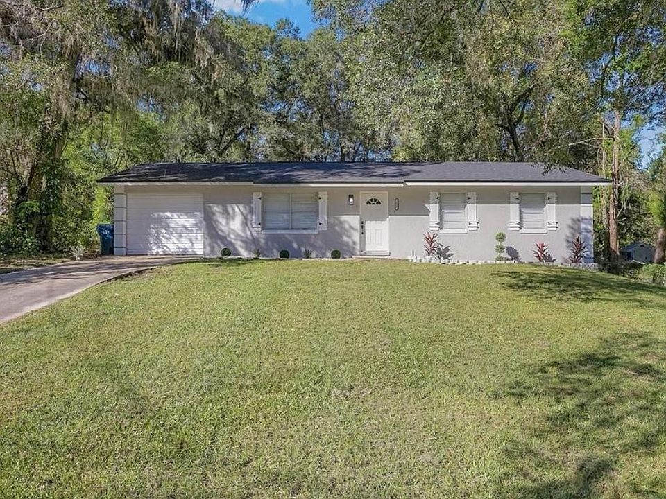 1st image of 2061 Tanglewood Dr