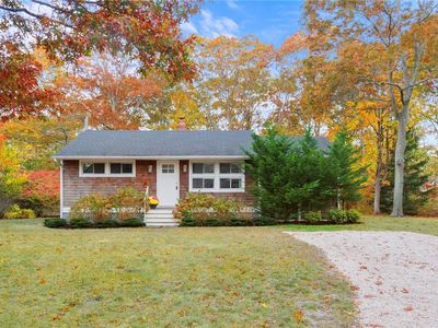 7 Palo Alto Drive, Hampton Bays, NY, 11946