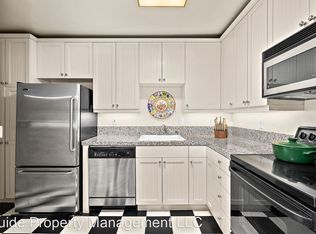 1907 E Highland Dr APT 5, Seattle, WA 98112