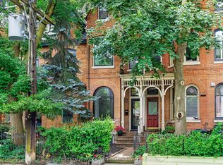 347 1/2 Wellesley St E, Toronto, ON M4X 1H2