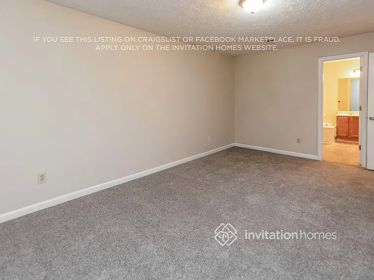 1591 Willow Blf — Photo 12