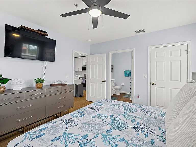 300 Marina Bay Dr #106 — Photo 38