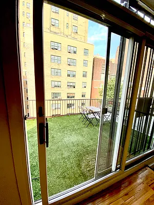 Rented by Oxford Property Group | media 21