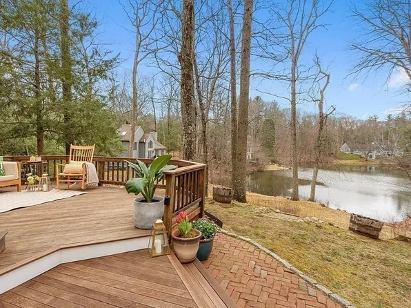 9 Oak Meadow Rd, Lincoln, MA 01773