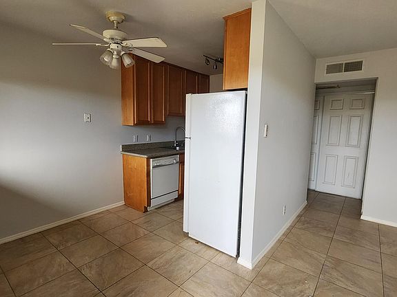 3rd image of 7001 E Wilshire Dr APT 2