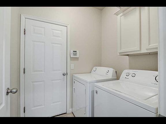 3rd image of 2584 N Shadow Crest Dr