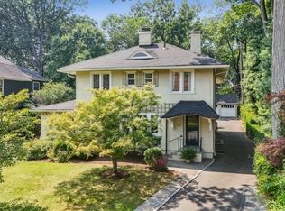 28 Waterbury Rd, Montclair, NJ 07043