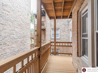 400 N Taylor, Oak Park, IL 60302