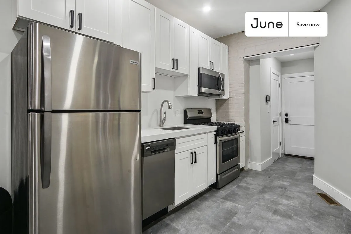 1 bedroom in North End on a flexible lease #538 — Photo 2