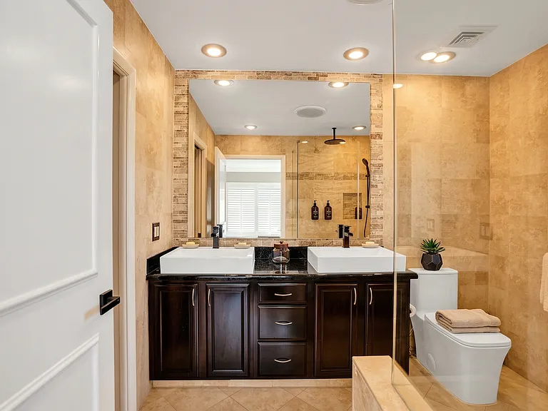 5841 Bayview Dr — Photo 29