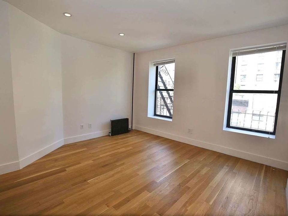 1st image of 216 W 22nd St APT 4