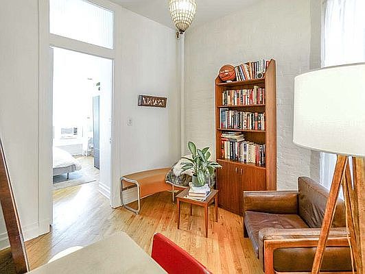 4th image of 23 King St APT 10