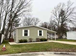 25 Kimberly Ln #KIM25, Olmsted Falls, OH 44138