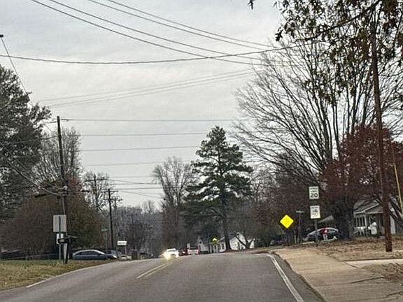 5th image of 48 Connecticut Ave