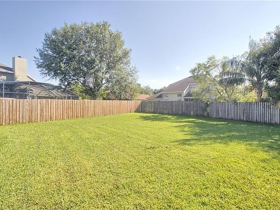 4th image of 12204 Bronson Way