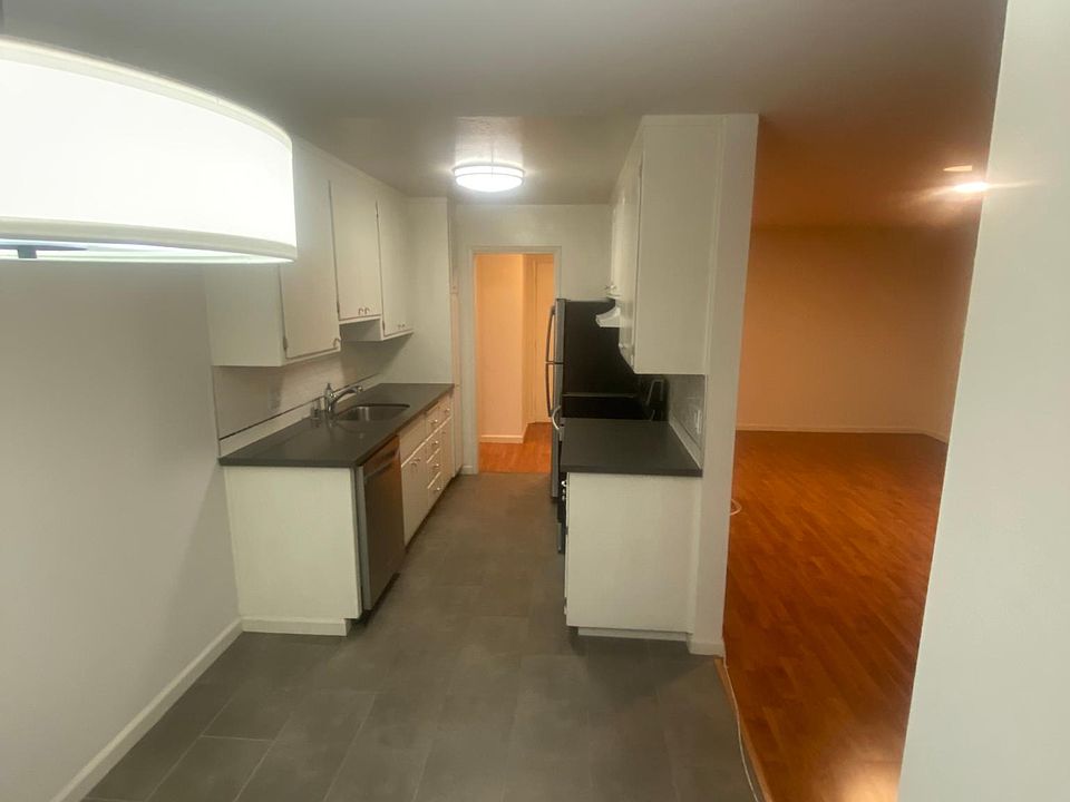 1st image of 346 Hanover Ave #103