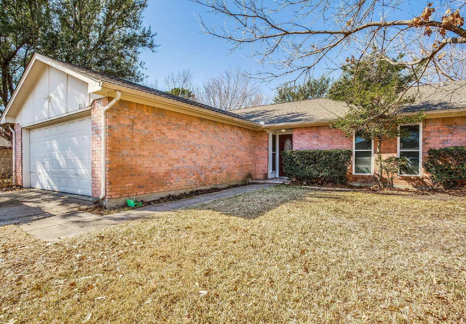 3 bed, 2.0 bath, 1616 sqft, $2,250 — Photo 1